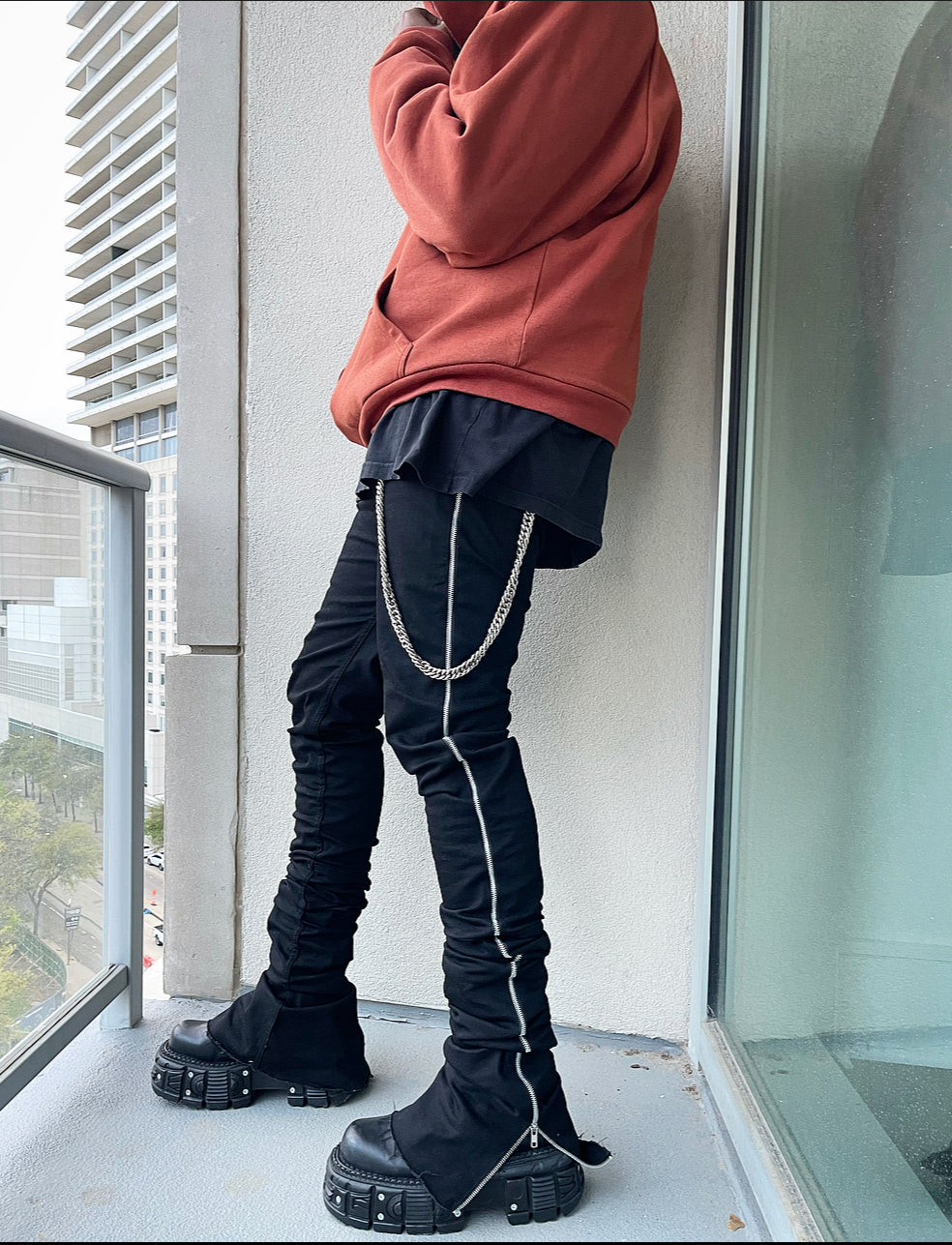 Black Super Stacked Full Zip Denims